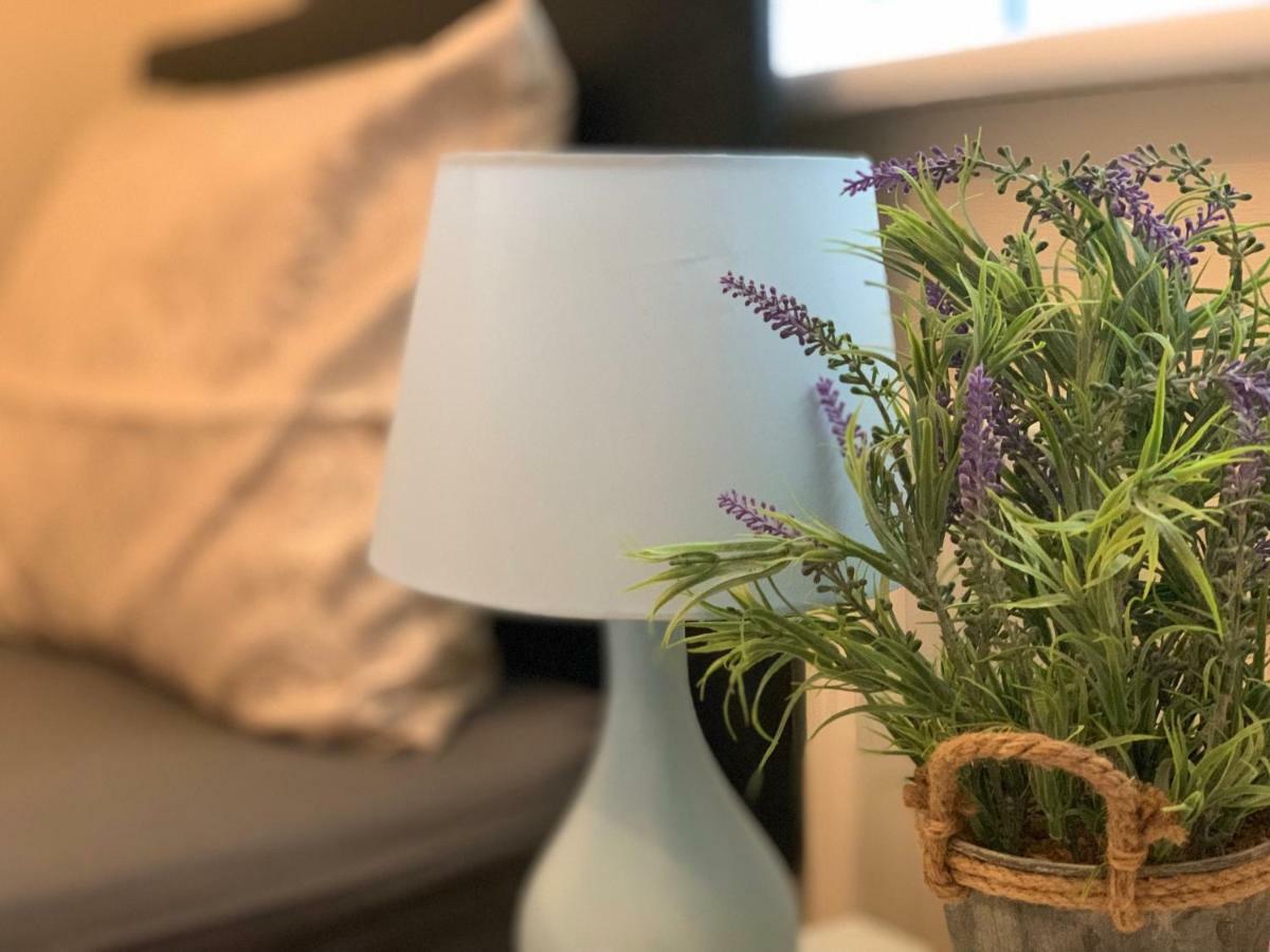 Cosy Corner House * Kettering